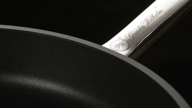 Gunter Wilhelm Thunder Nonstick Frying pan (? 32cm/12.6 inch) w/Ergonomic handle SKU: 80-800-0532